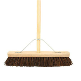 18Inch Medium Brush Head - 55Inch Wooden Handle - 1x Per Pack – brushes & scrubbing tools
