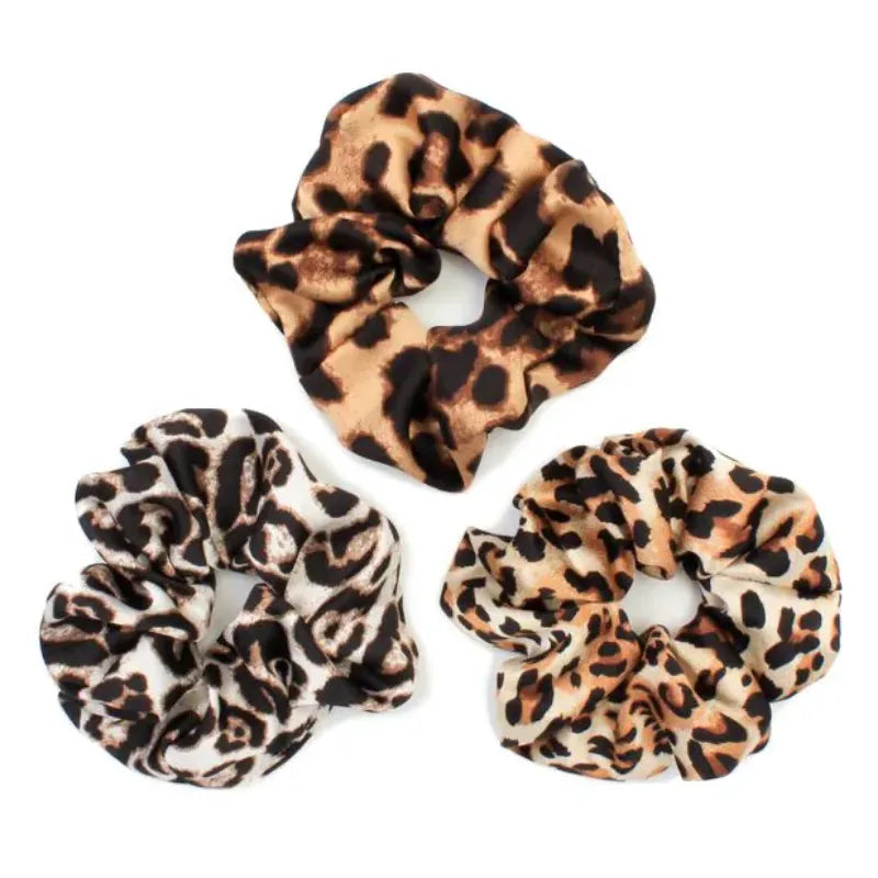 Leopard Print Scrunchy – hair accessory