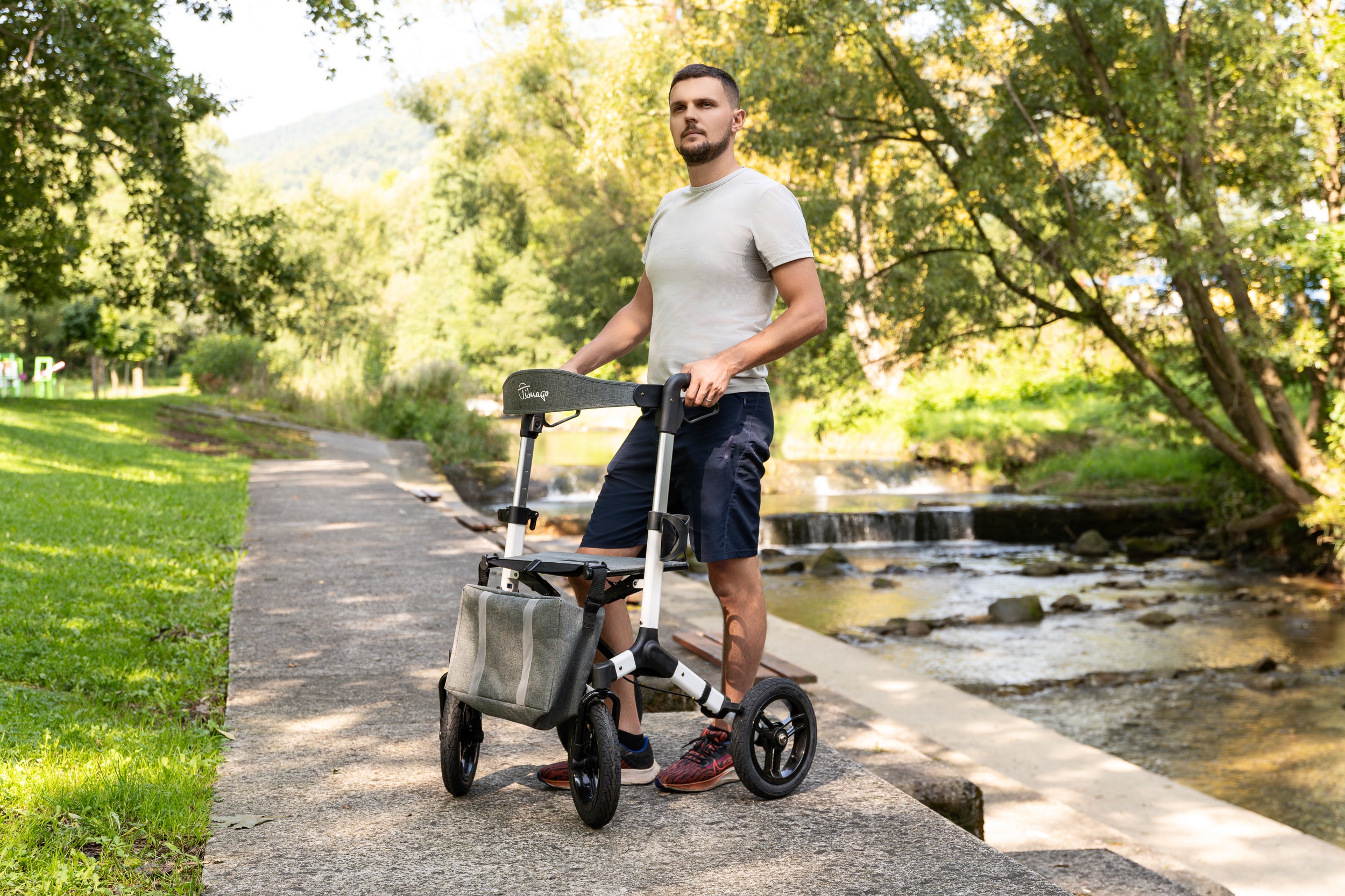 RANGER Aluminium Rollator with 12" Pneumatic Wheels for Outdoor Use (Silver)